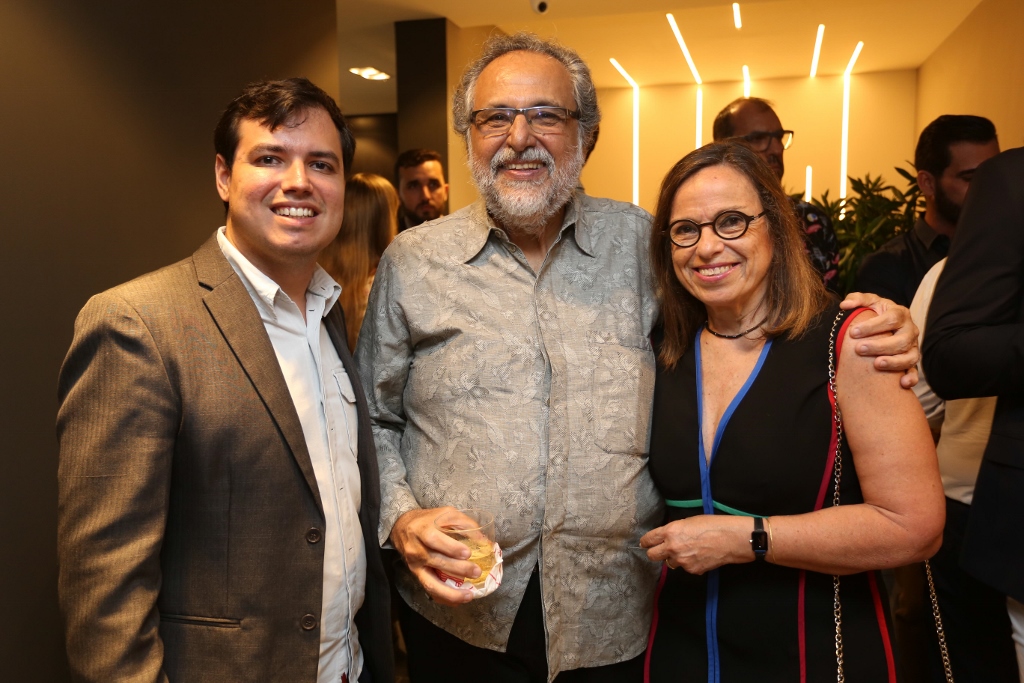  Mendes Júnior, Luiz Humberto e Melita Castro   